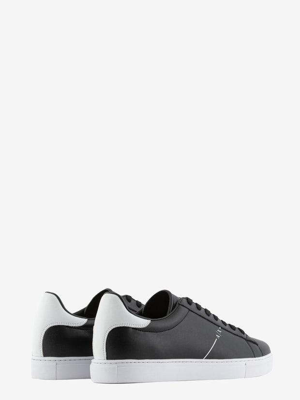 Sneaker Uomo XUX001 Nero / bianco ottico